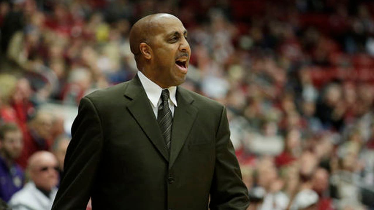 It's early but Washington the only undefeated team in Pac-12